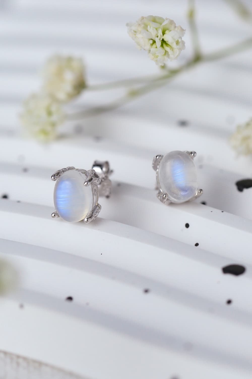 High Quality Natural Moonstone 925 Sterling Silver Stud Earrings